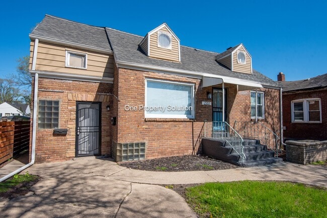 2561 Harrison St in Gary, IN - Building Photo - Building Photo