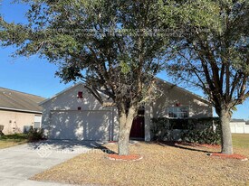4610 Sandhurst St in Kissimmee, FL - Building Photo