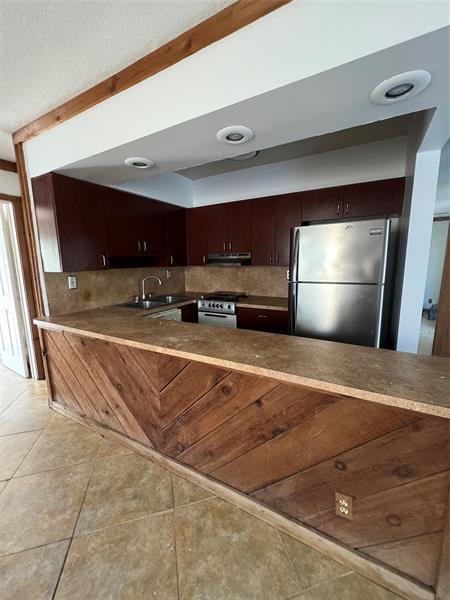 1814 E Oakland Park Blvd in Fort Lauderdale, FL - Building Photo