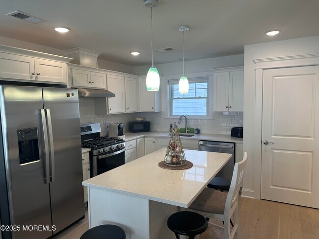 14 Shell Rd in Mantoloking, NJ - Building Photo - Building Photo