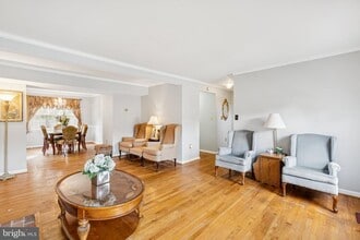 7029 Bradwood Ct in Springfield, VA - Building Photo - Building Photo