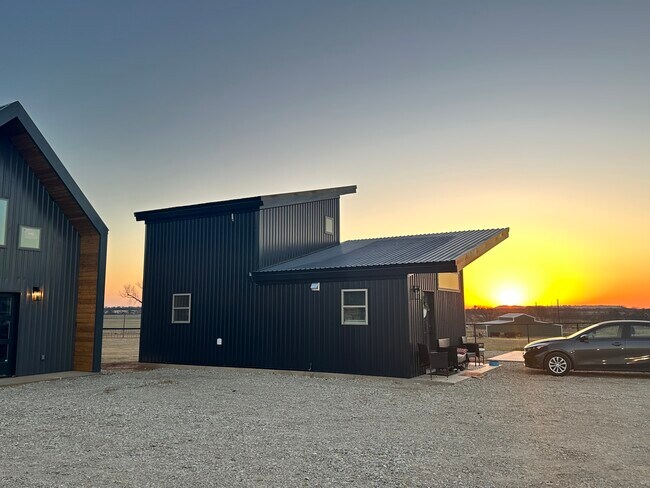 property at 1012 Isa Wy