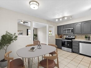 9395 Green Springs Cir in Sanger, TX - Building Photo - Building Photo