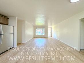 2221 Waterford Rd in Sacramento, CA - Building Photo - Building Photo