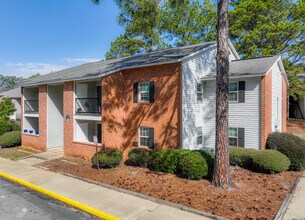 Parkway Place in Columbus, GA - Building Photo - Building Photo