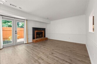 732 Jamestown Crossing in Jonesboro, GA - Building Photo - Building Photo