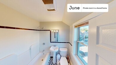 Room in Shared 5 bed/2 bath home in Boston, MA - Building Photo - Building Photo