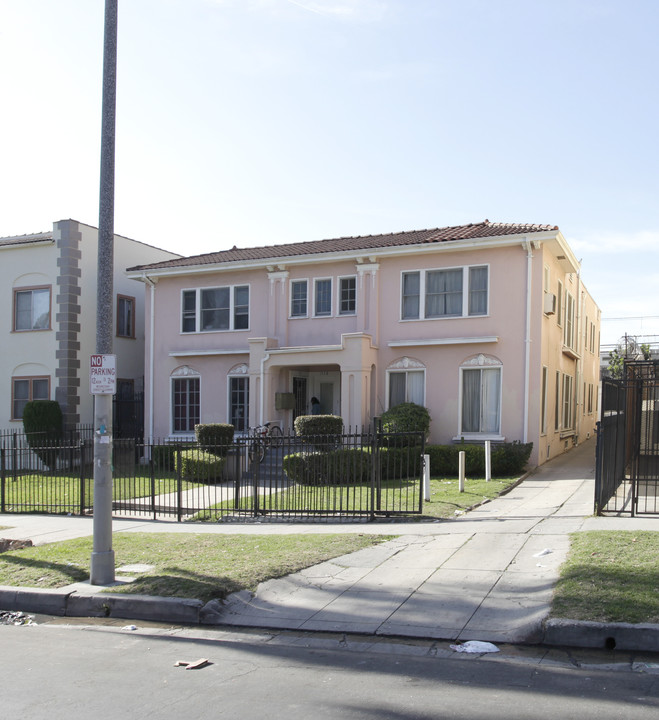 151-153 1/2 S Berendo St in Los Angeles, CA - Building Photo