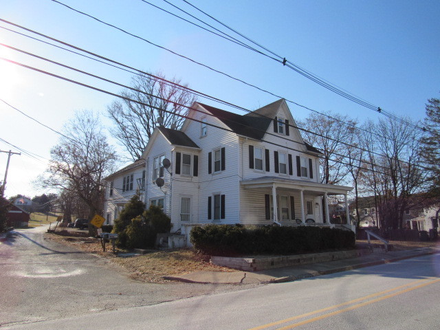 600 S Main St in Stewartsville, NJ - Building Photo - Other