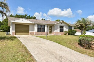 27 Sapphire Run in Ocala, FL - Building Photo