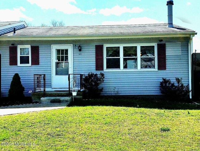 property at 14D Primrose Ln