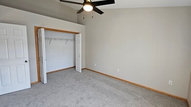 8302 Westown Pkwy in West Des Moines, IA - Building Photo - Building Photo
