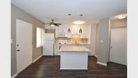 Building Photo - Hilltop Terrace Apartamentos in San Diego, California