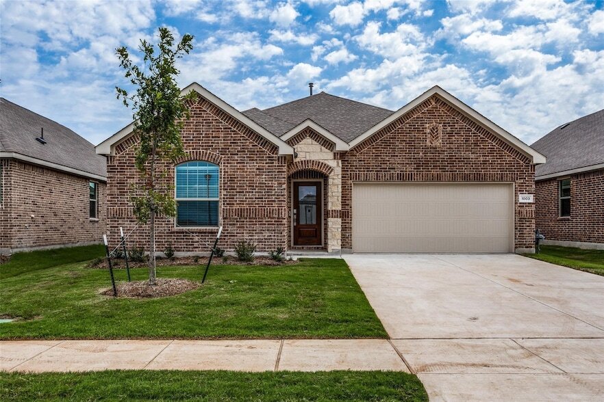 1003 Rosewood St in Princeton, TX - Building Photo