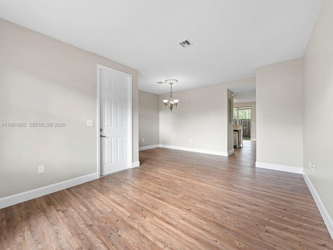 1049 NE 42nd Pl in Homestead, FL - Building Photo - Building Photo