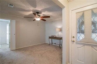 3831 Helmsford Dr in Arlington, TX - Building Photo - Building Photo