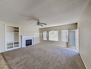 18942 E Vassar Dr in Aurora, CO - Foto de edificio - Building Photo