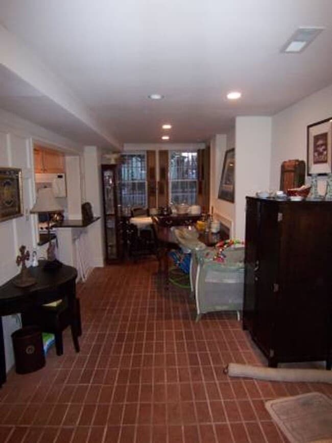 300 3rd St SE in Washington, DC - Building Photo - Building Photo