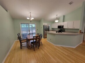 2070 SW 42nd Ln in Gainesville, FL - Building Photo - Building Photo