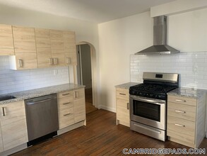 10 Clary St in Cambridge, MA - Building Photo - Building Photo
