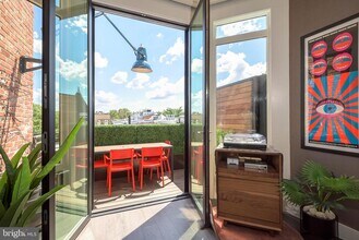 1825 19th St NW in Washington, DC - Building Photo - Building Photo