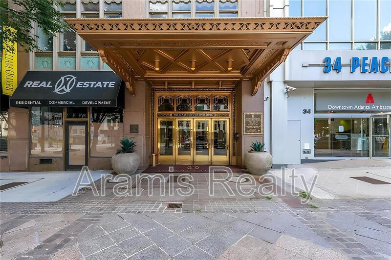 32 Peachtree St in Atlanta, GA - Building Photo