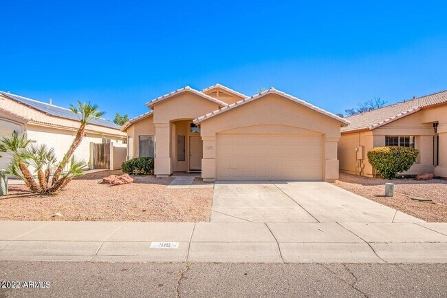 109 W Helena Dr in Phoenix, AZ - Building Photo - Building Photo