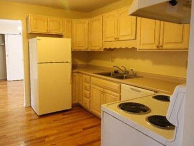 73 E Broadway, Unit K in Derry, NH - Building Photo - Building Photo