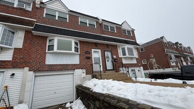 12611 Biscayne Dr in Philadelphia, PA - Building Photo - Building Photo
