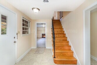 5852 Lowell Ave in Alexandria, VA - Building Photo - Building Photo