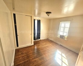 1942 D Amato Ct in Jennings, MO - Building Photo - Building Photo