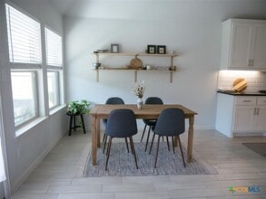 292 Eagle Ford Dr in Niederwald, TX - Building Photo - Building Photo