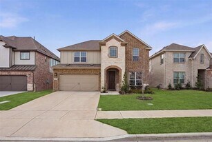 1216 Rosebay Dr in Justin, TX - Building Photo