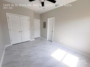 1409 Alta Vista Dr in Progreso Lakes, TX - Building Photo - Building Photo