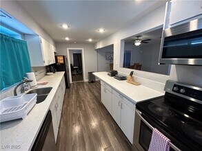 2020 Santa Paula Dr in Las Vegas, NV - Building Photo - Building Photo