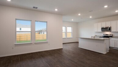 18405 Cremello Dr in Manor, TX - Building Photo - Building Photo