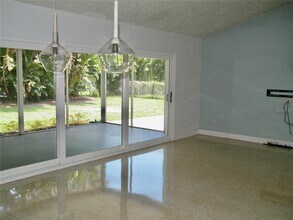 1060 Jesse Ave in Safety Harbor, FL - Building Photo - Building Photo