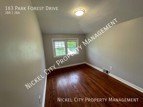 163 Park Forest Dr in Buffalo, NY - Building Photo - Building Photo