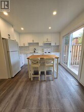 2602 Chisholm Ct in Mississauga, ON - Building Photo - Building Photo