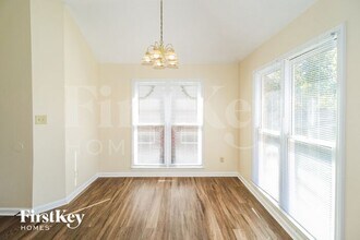 1091 Mossy Knoll Dr in Cordova, TN - Building Photo - Building Photo