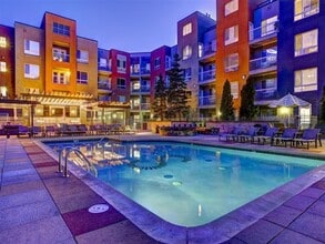 The Station at Riverfront Park in Denver, CO - Foto de edificio - Building Photo