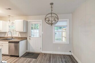 222 Emerald Park Ct in Simpsonville, SC - Building Photo - Building Photo