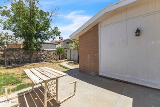 11383 Lake Erie Dr in El Paso, TX - Building Photo - Building Photo