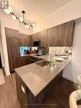 609 Avenue Rd in Toronto, ON - Building Photo - Building Photo