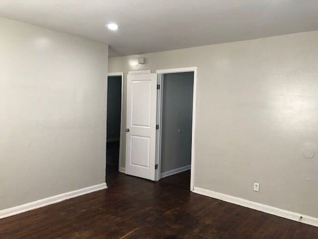 2401 Julia Ave in Charlotte, NC - Building Photo - Building Photo