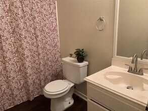 5514 Fawn Trail Ln in Humble, TX - Building Photo - Building Photo