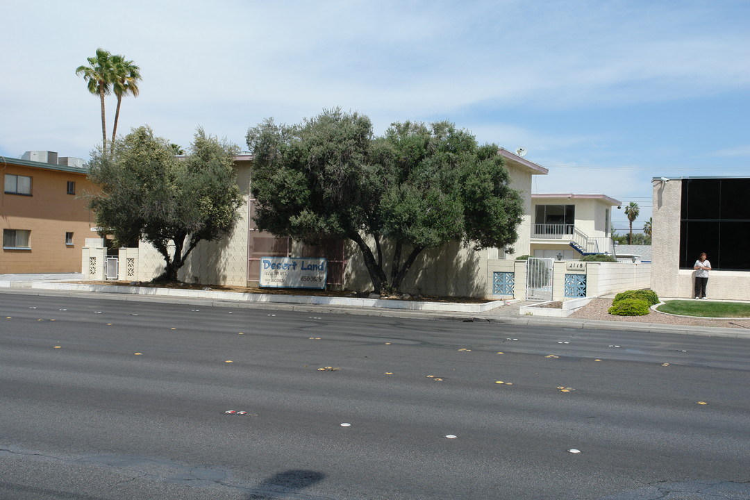 The Exmoor Apartments in Las Vegas, NV - Building Photo