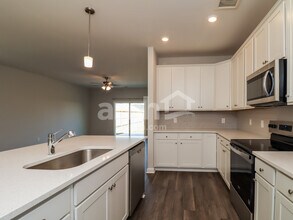 140 Firefly Cir in Savannah, GA - Building Photo - Building Photo