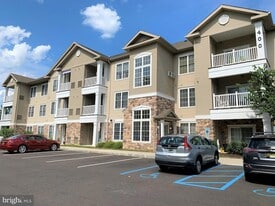 417 Highland Ests in Clementon, NJ - Building Photo