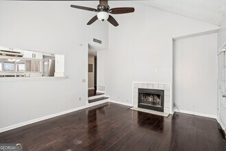 709 Ivy Green Ln SE in Marietta, GA - Building Photo - Building Photo